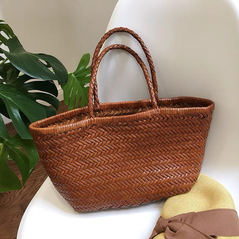 Niche Leather Seaside Vacation Handbag